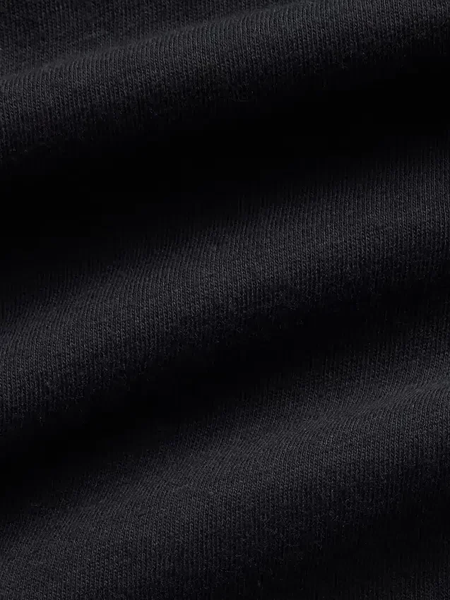 100% bawełna – autentyczny T-shirt w stylu „shrunken”