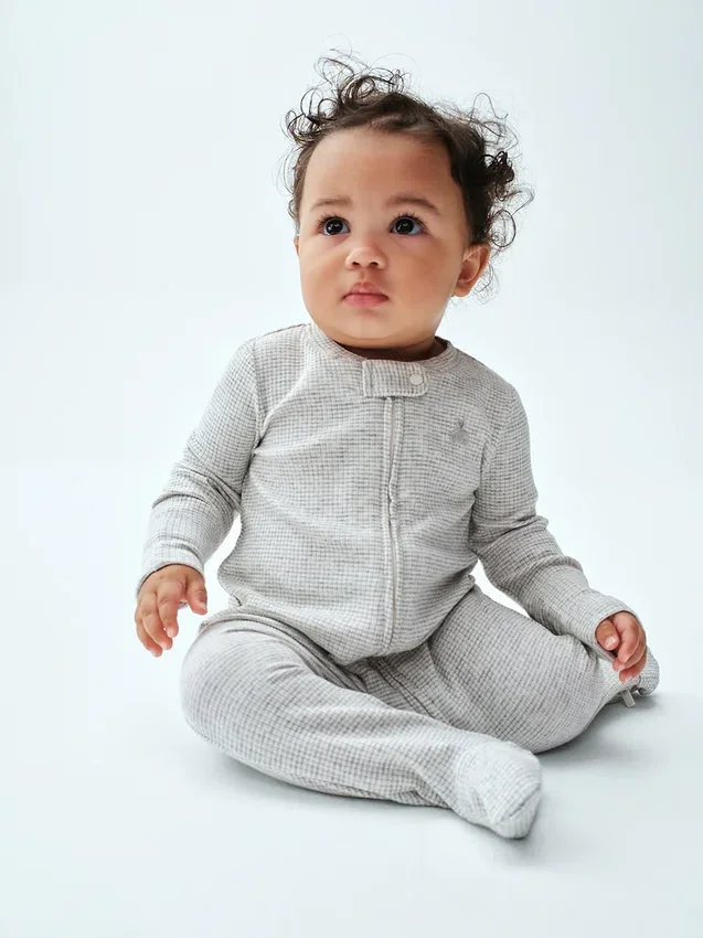 Baby First Favorites – kombinezon z nogawkami z dzianiny typu tinyrib