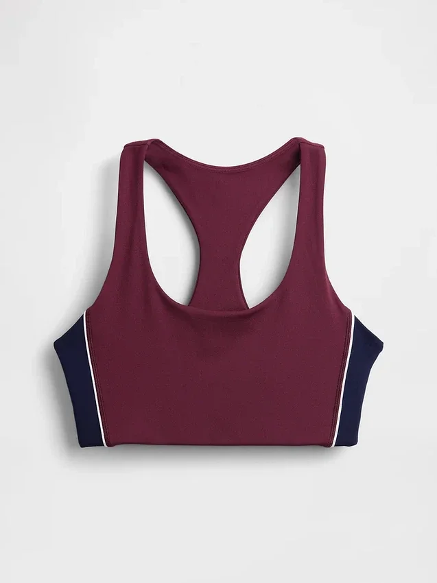 Biustonosz sportowy GapFit Power o średnim stopniu wsparcia