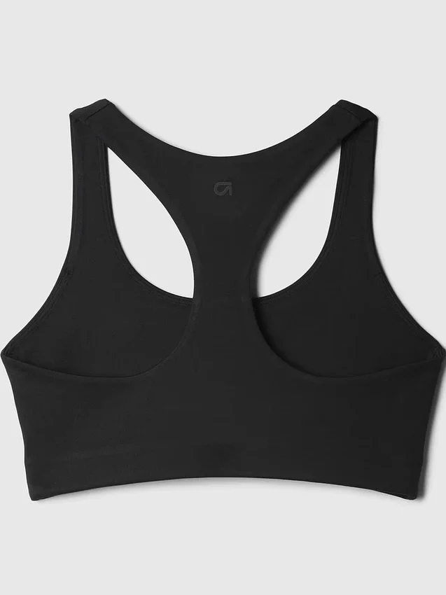 Biustonosz sportowy GapFit Power o średnim stopniu wsparcia