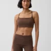Biustonosz sportowy GapFit Smooth z tyłem typu racerback