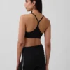 Biustonosz sportowy GapFit Smooth z tyłem typu racerback