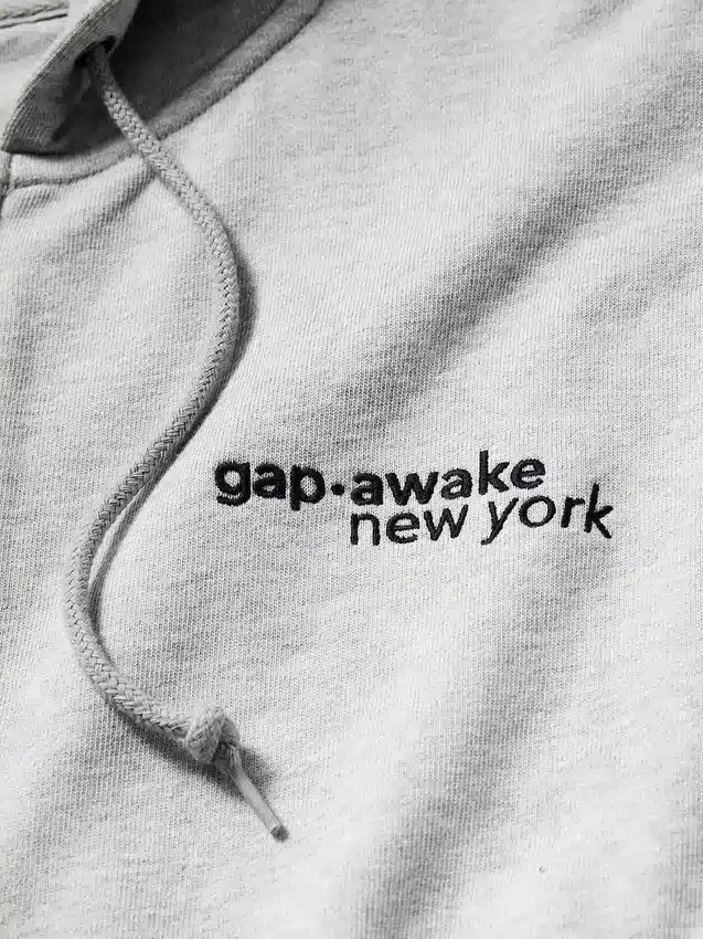 Bluza z kapturem GAP × Awake Ny z grubej dzianiny, oversize, z logo i zamkiem
