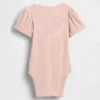 Body „Baby First Favorites” z prążkowanym materiałem i bufiastymi rękawami