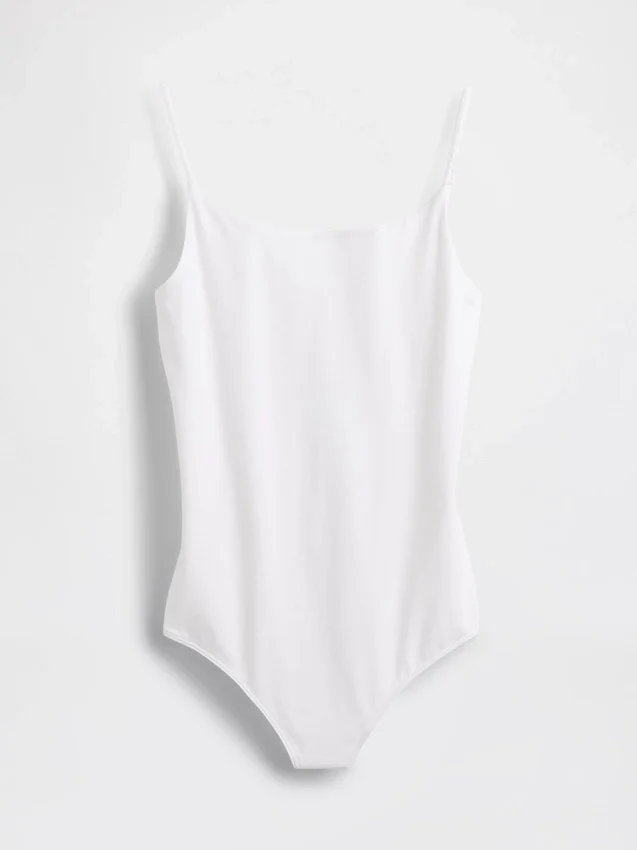 Body z koszulką na ramiączkach i stringami z dzianiny Closeknit