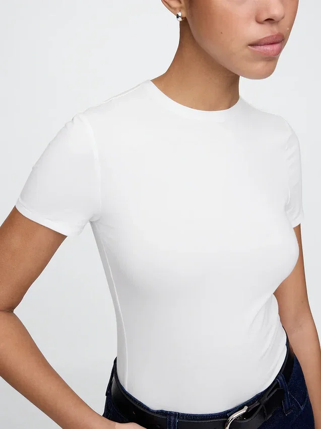 Body z T-shirta z dzianiny o gęstym splocie