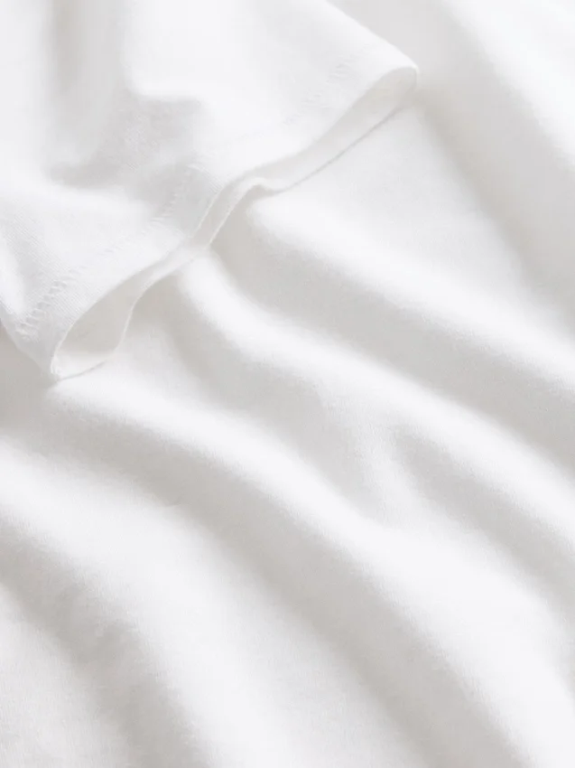 Body z T-shirta z dzianiny o gęstym splocie