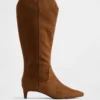 Buty do kolan na niskim obcasie z ostrym czubkiem