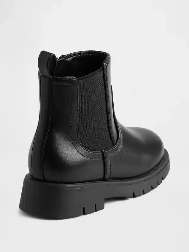 Buty typu chelsea dla małych dzieci
