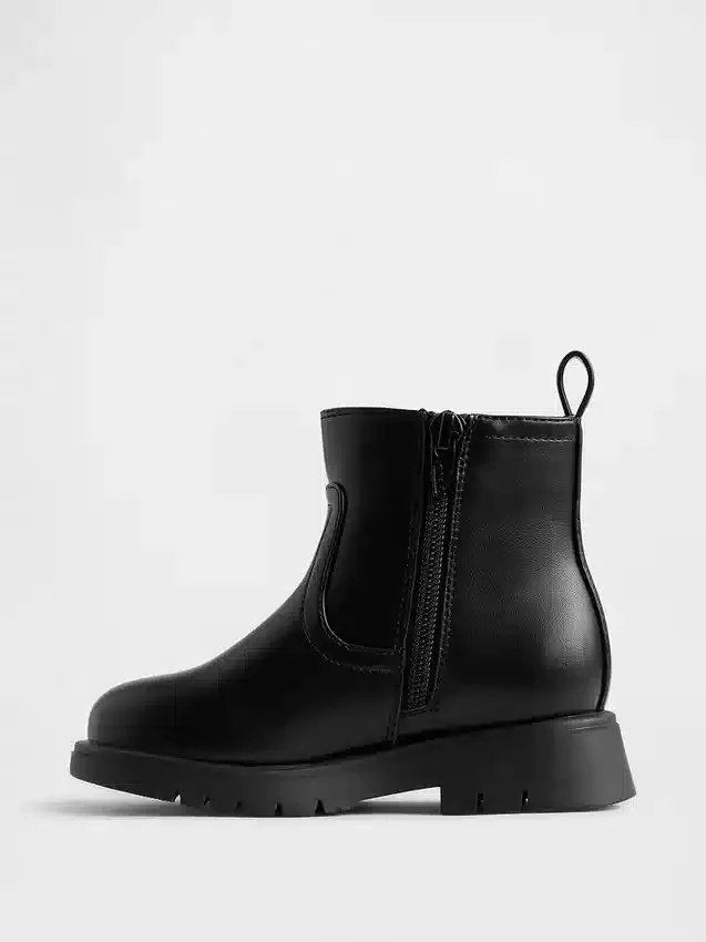 Buty typu chelsea dla małych dzieci