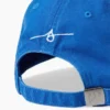 Czapka z daszkiem z niebieskim logo