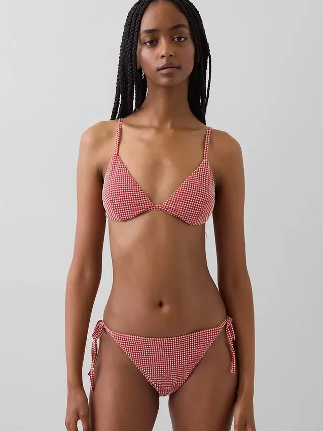 Dół bikini typu stringi