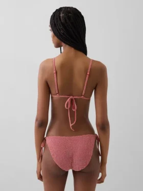 Dół bikini typu stringi