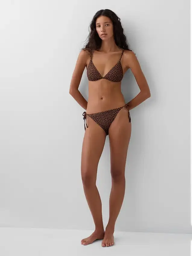 Dół bikini typu stringi