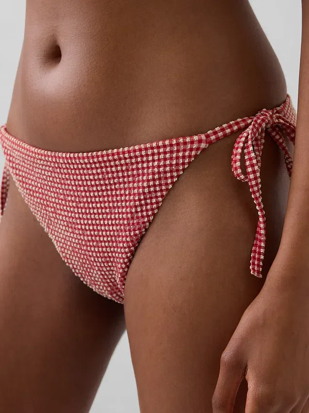 Dół bikini typu stringi