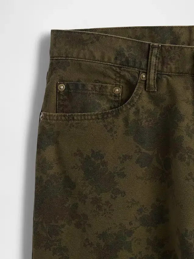 Dżinsy typu baggy z kwiatowym nadrukiem
