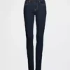 Dżinsy typu true skinny o średnim stanie