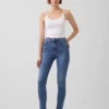 Dżinsy typu true skinny z wysokim stanem