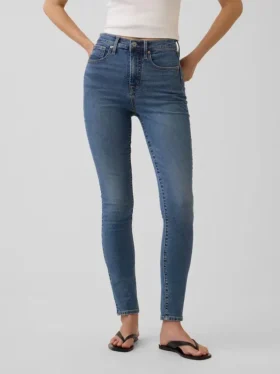Dżinsy typu true skinny z wysokim stanem
