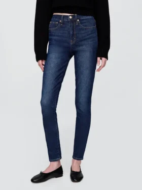 Dżinsy typu true skinny z wysokim stanem