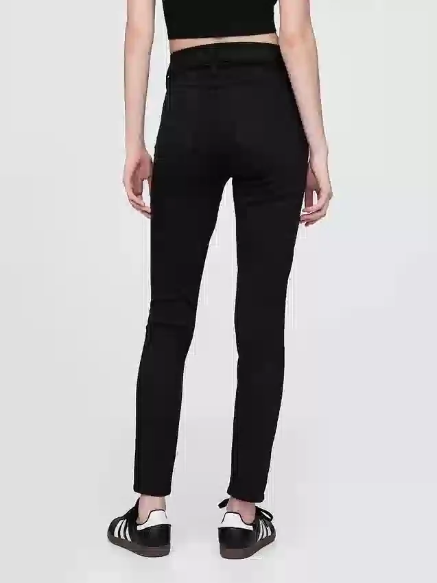Dżinsy typu true skinny z wysokim stanem