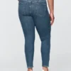 Dżinsy typu true skinny z wysokim stanem