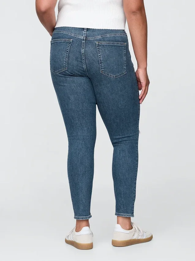 Dżinsy typu true skinny z wysokim stanem