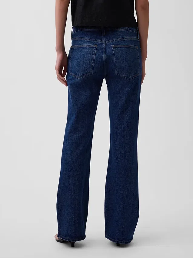 Dżinsy z średnim stanem i luźnym krojem typu bootcut