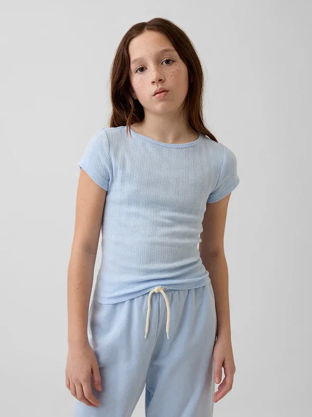 Dopasowany T-shirt dziecięcy z dzianiny prążkowanej typu pointelle