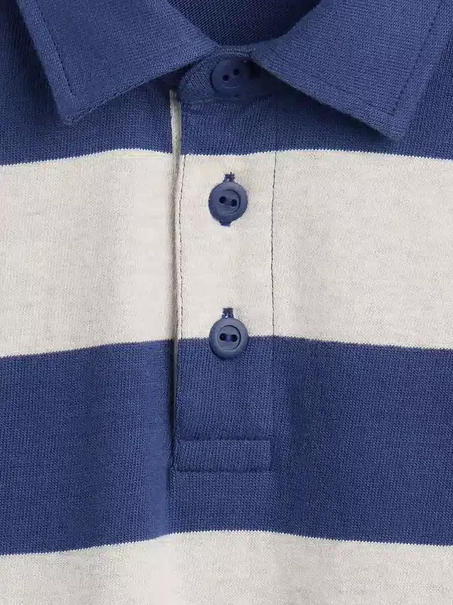 Dziecięca koszulka polo o luźnym kroju z grubej dzianiny
