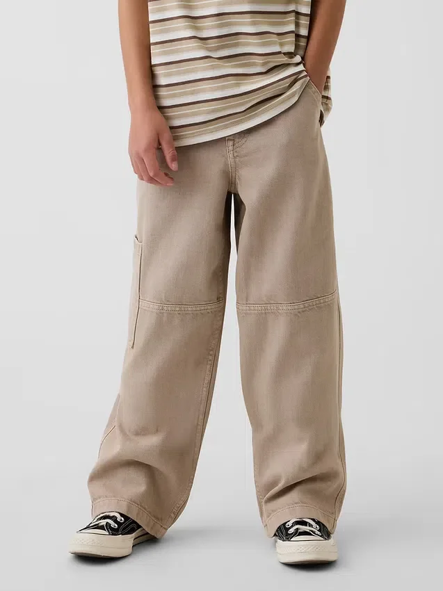 Dziecięce jeansy typu baggy w stylu stolarza