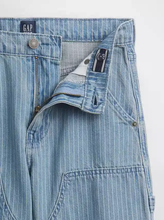 Dziecięce luźne jeansy typu carpenter w paski z podwójnymi kolanami