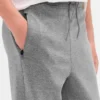 Dziecięce spodnie dresowe GapFit Tech Quick-Dry