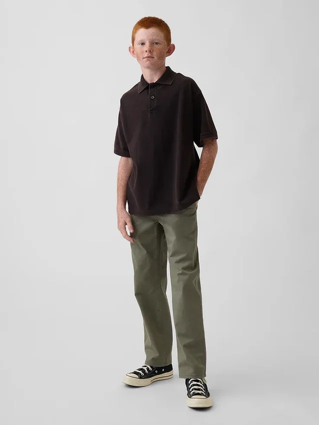 Dziecięce spodnie w stylu modern uniform o luźnym, prostym kroju w kolorze khaki