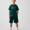 Dziecięce szorty sportowe z siateczki, 8"