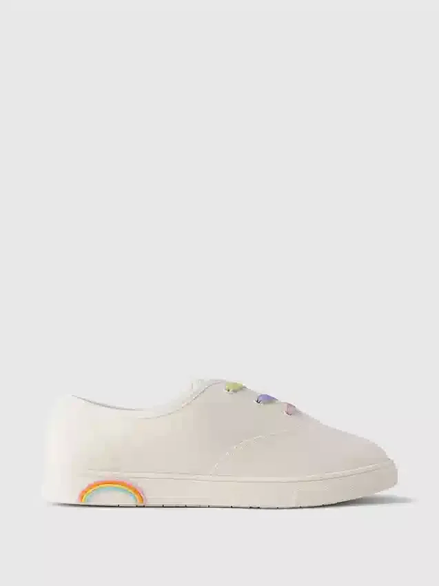 Dziecięce trampki w kolorach tęczy