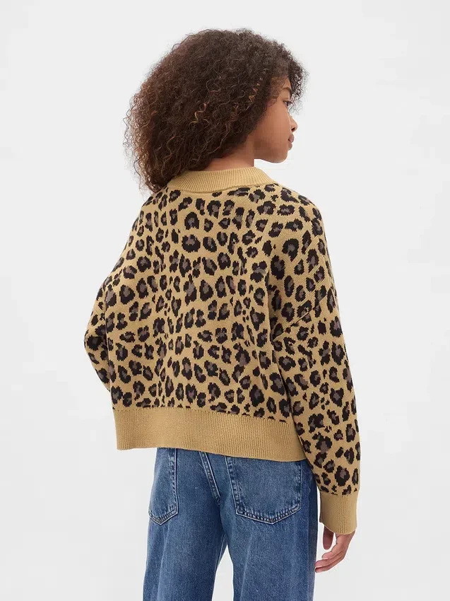 Dziecięcy sweter o luźnym kroju z dekoltem w serek