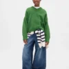 Dziecięcy sweter o luźnym kroju z dekoltem w serek