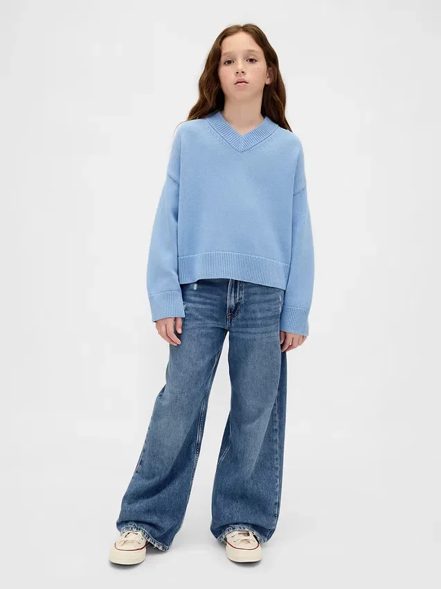 Dziecięcy sweter o luźnym kroju z dekoltem w serek