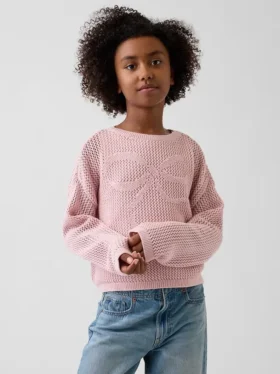 Dziecięcy sweter oversize z nadrukiem, wykonany techniką szydełkową