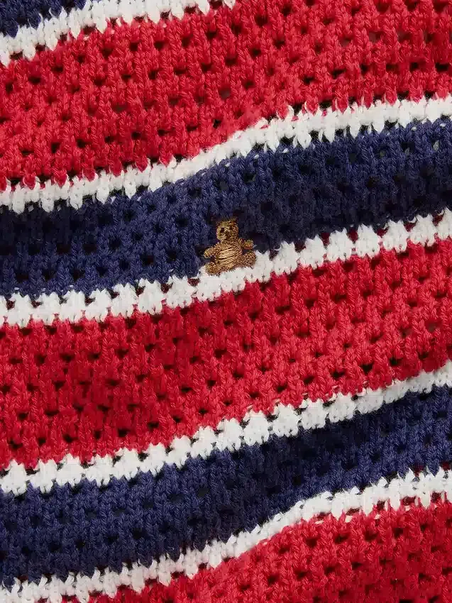 Dziecięcy sweter oversize z paskami, wykonany na szydełku