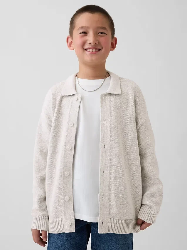 Dziecięcy sweter polo o luźnym kroju