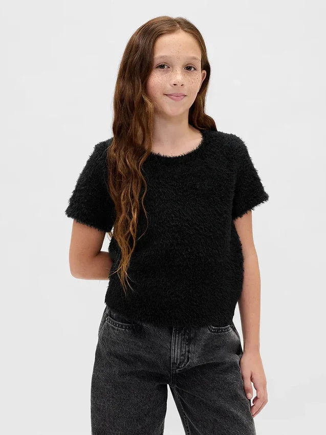 Dziecięcy sweter z dzianiny typu „eyelash”