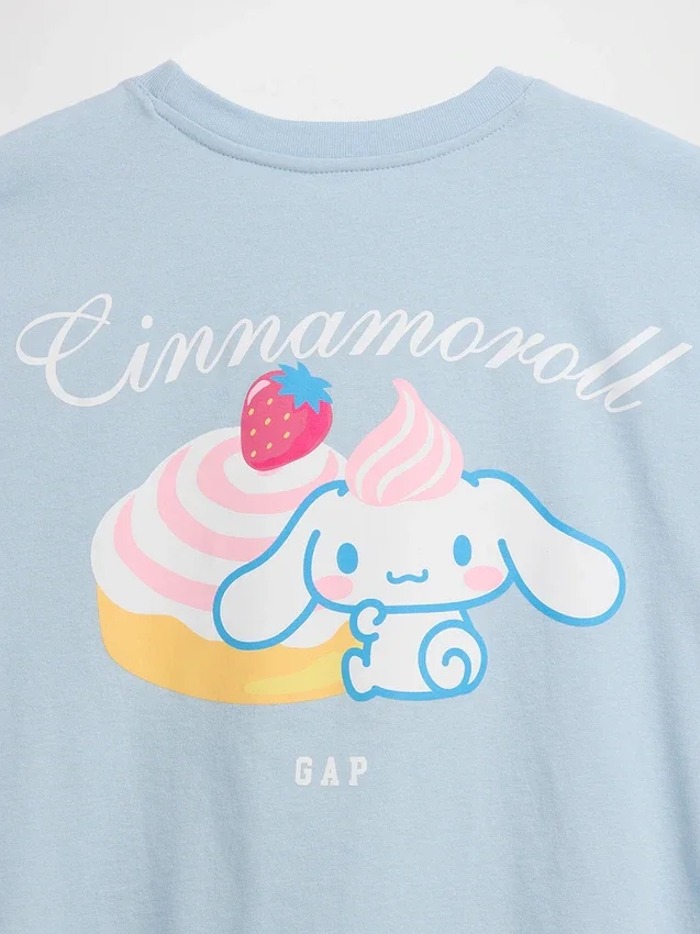 Dziecięcy T-shirt Hello Kitty o oversize'owym, prostym kroju