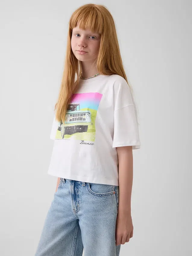 Dziecięcy T-shirt oversize o prostym kroju