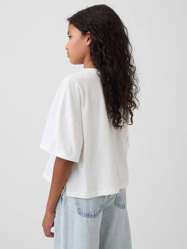 Dziecięcy T-shirt oversize o prostym kroju