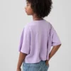 Dziecięcy T-shirt oversize o prostym kroju