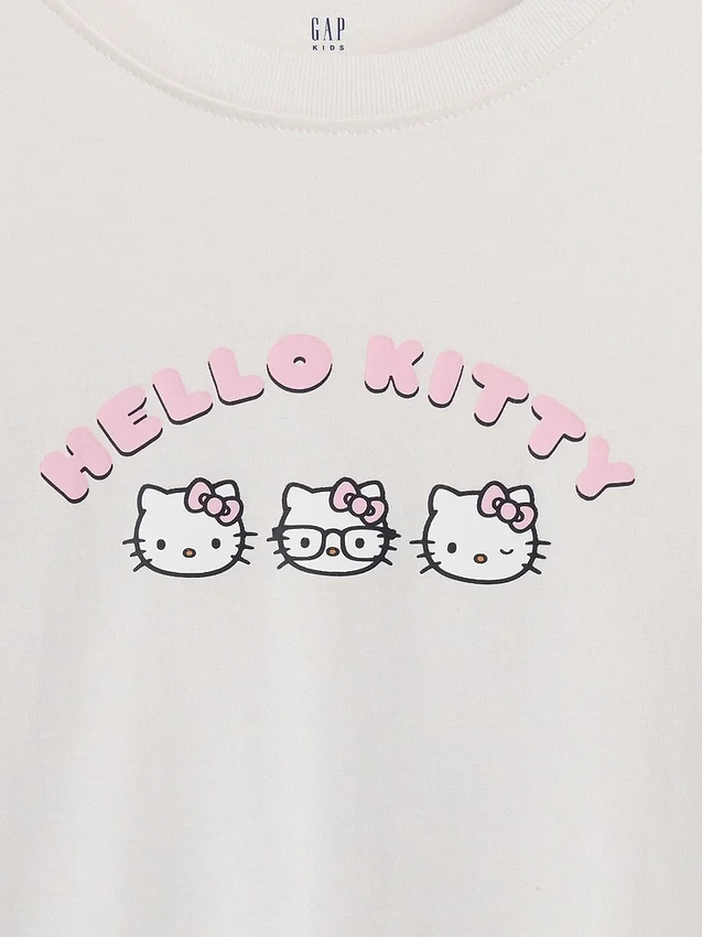 Dziecięcy T-shirt oversize o prostym kroju z motywem Sanrio