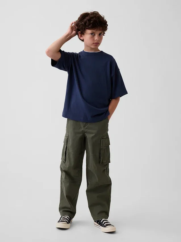 Dziecięcy T-shirt oversize z grubej dzianiny