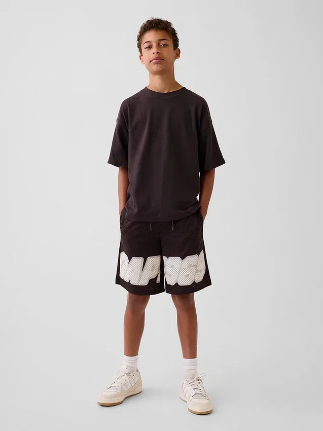 Dziecięcy T-shirt oversize z grubej dzianiny